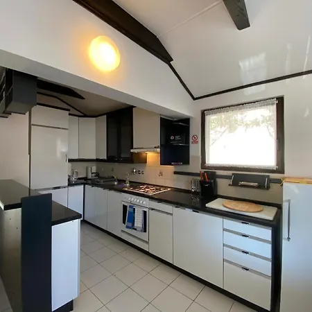 Solara Apartament Kampor