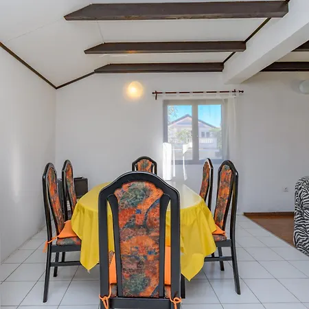 Solara Apartman Kampor