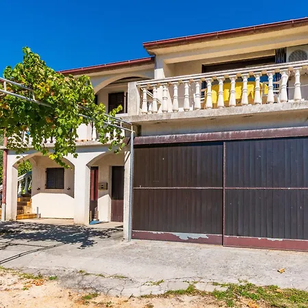 Apartman Solara